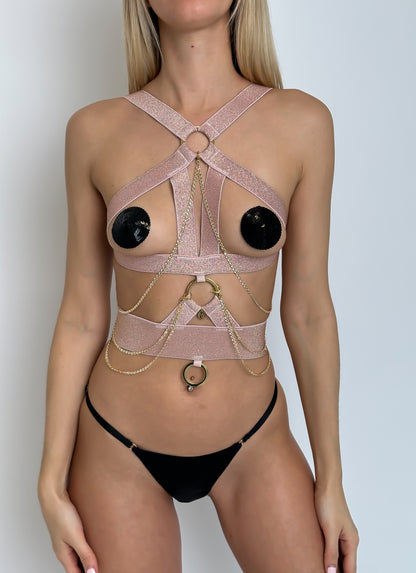 harness-rose-gold-regina-front