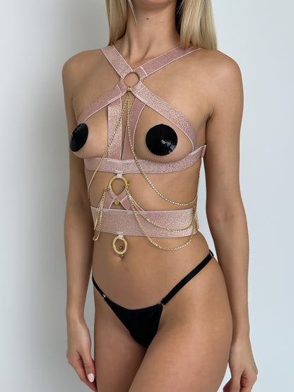 harness-rose-gold-regina-front