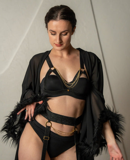 open-bra-suspender-set-black-mademoiselle-diana-3